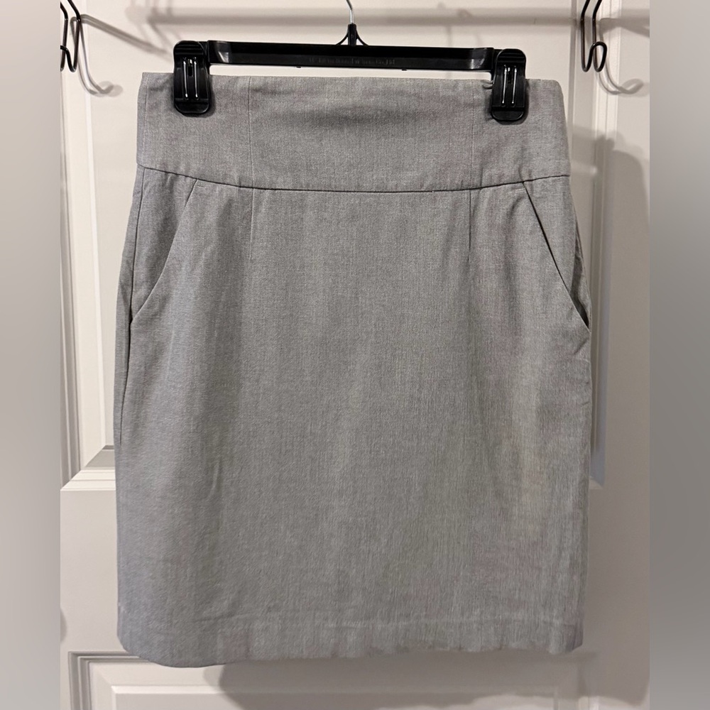 Banana Republic Light Gray Pencil Skirt